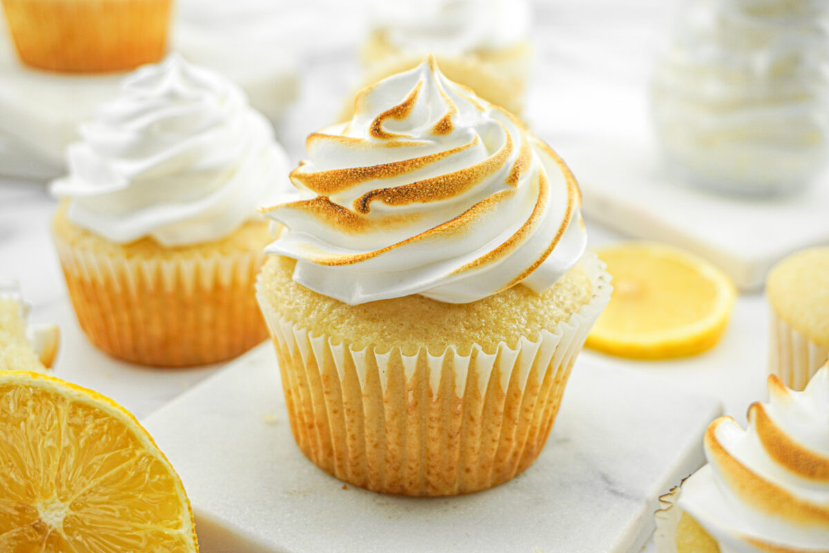 Vanilla Cupcakes with Lemon Marshmallow Frosting 